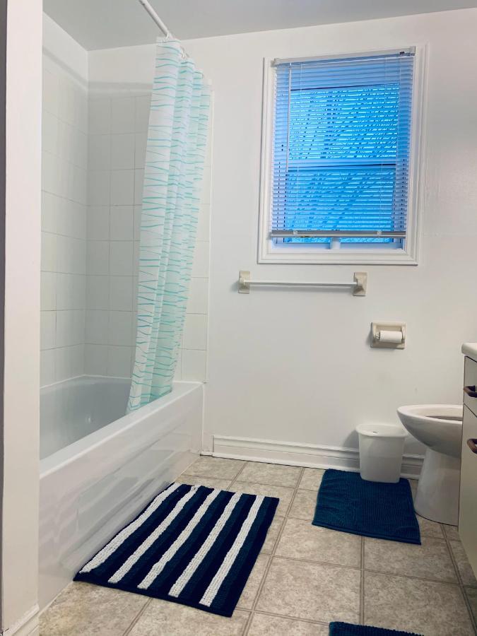 Private Fully Furnished Room In Halifax Shared Washroom エクステリア 写真